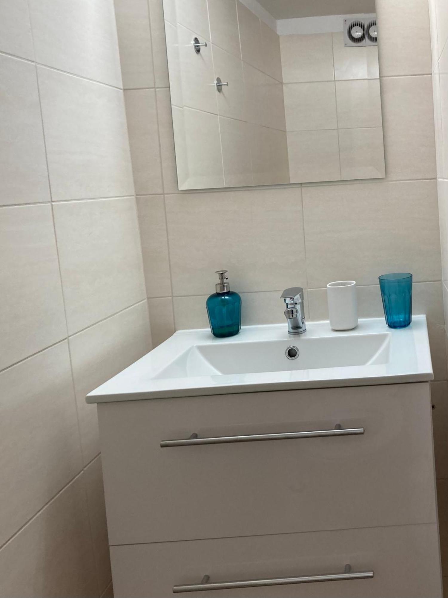 Little Palmina Hotel Split Room photo